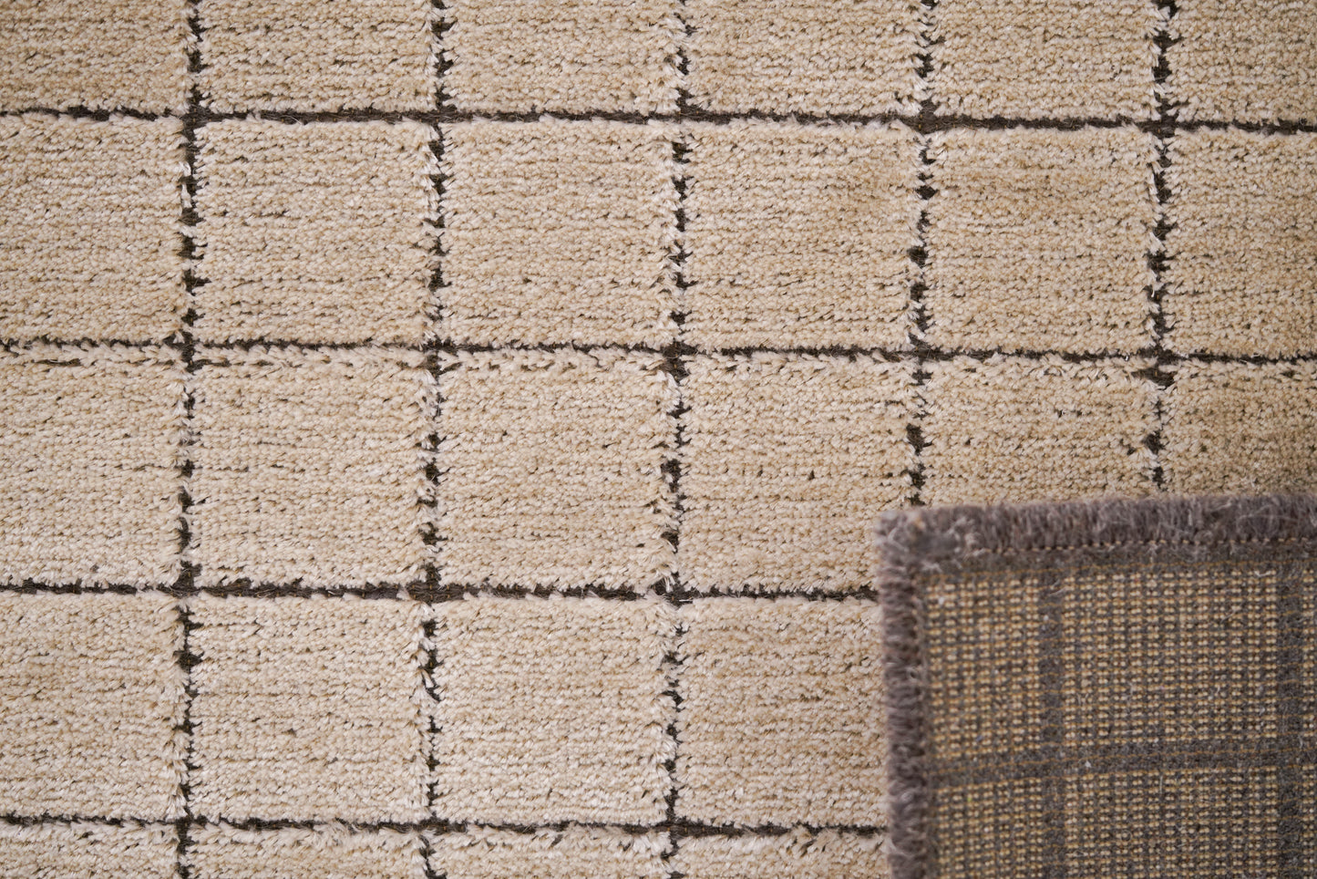 שטיח צמר ויסקוזה אפור ולבן פנינה דגם Ann