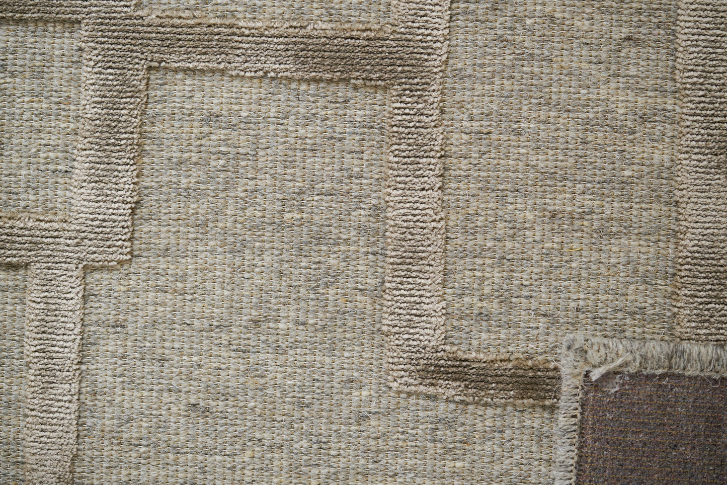 שטיח צמר ויסקוזה בג' וירוק זית דגם Anna