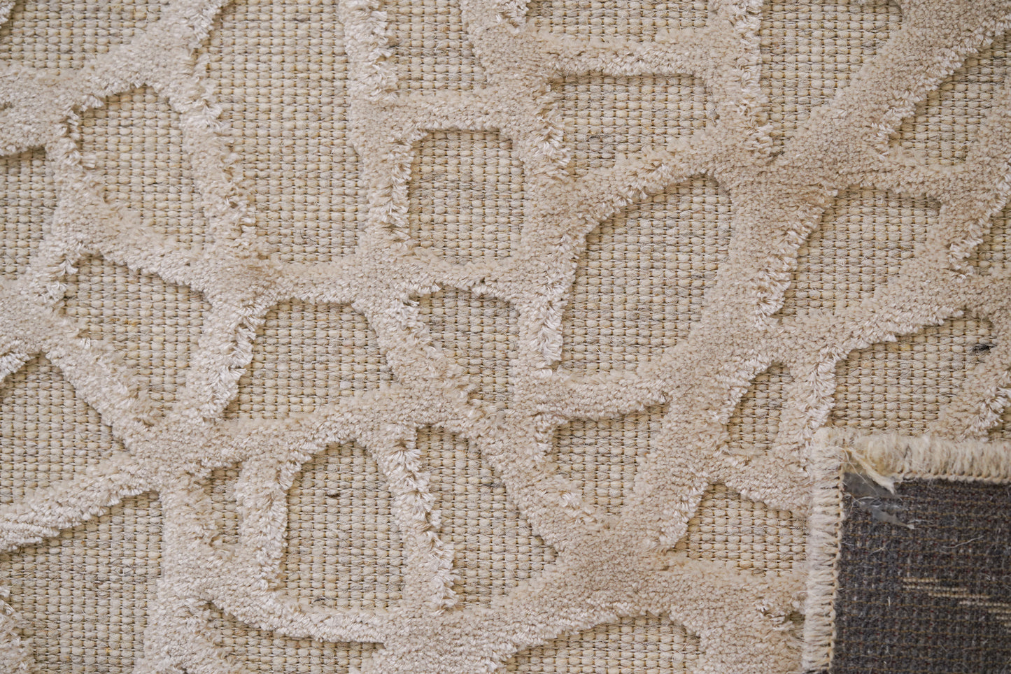 שטיח צמר ויסקוזה שמנת ולבן פנינה דגם Emma