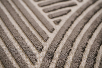 שטיח צמר ויסקוזה שמנת ושחור משי דגם Roni