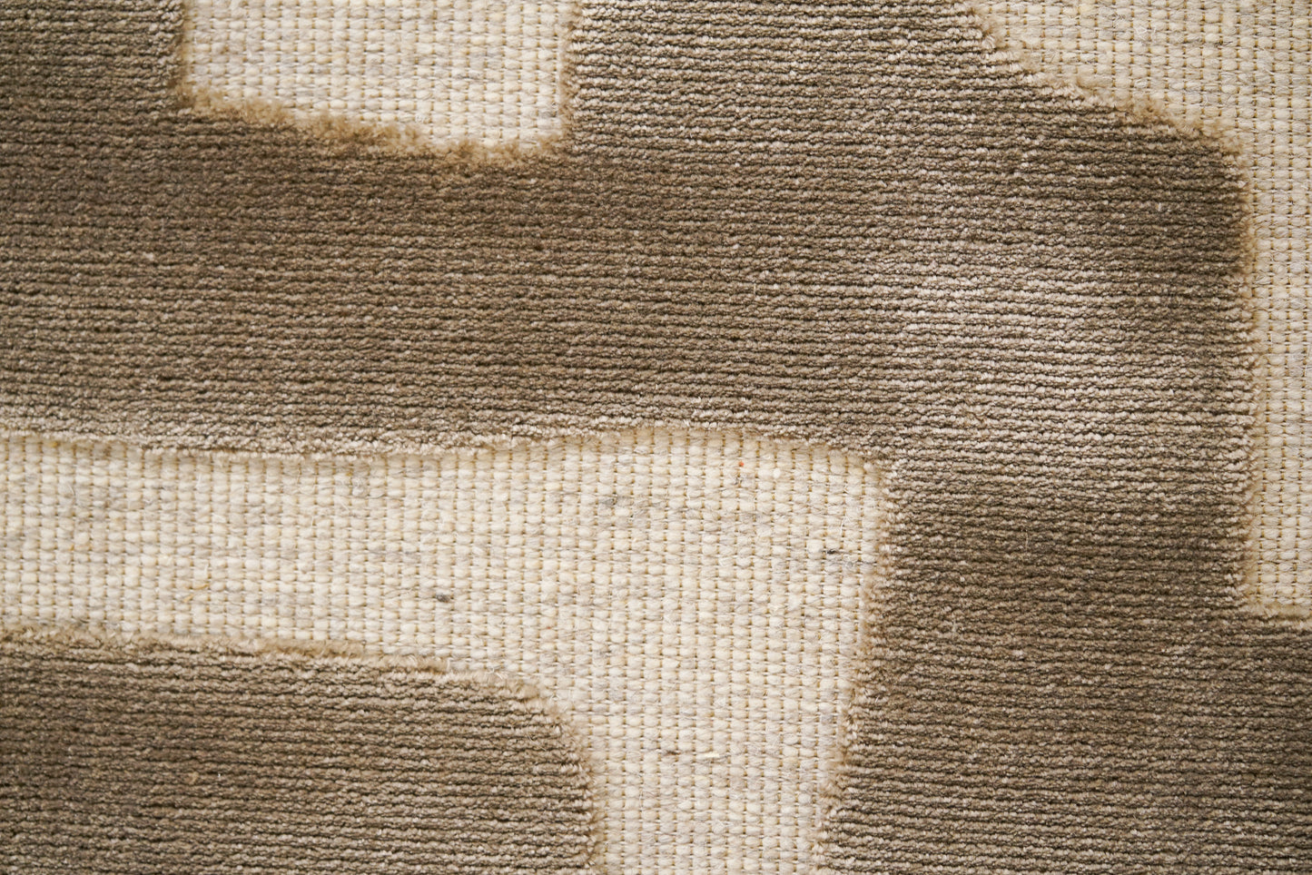 שטיח צמר ויסקוזה שמנת וירוק זית דגם Sophie