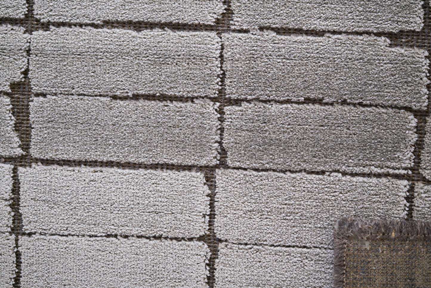 שטיח צמר ויסקוזה שמנת ואפור מטאלי דגם Stephanie